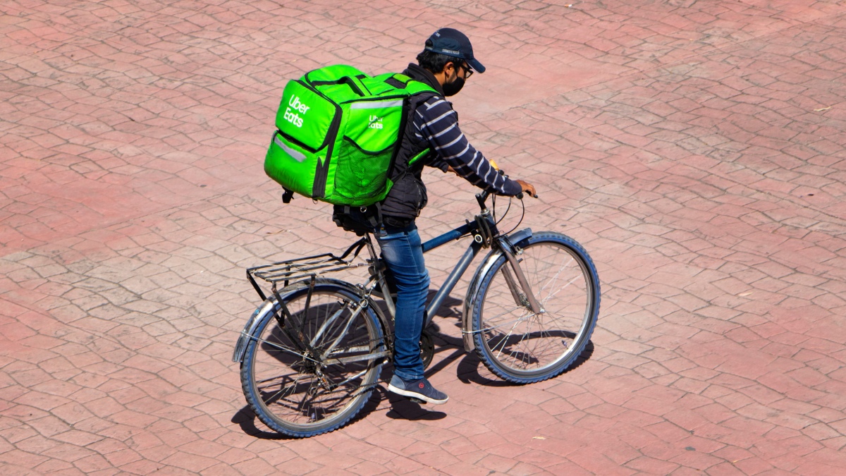 Ile zarabia kurier Uber Eats w Polsce